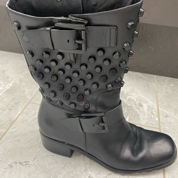 Michael Kors Bryn Bootie size 6 - Picture 4 of 6